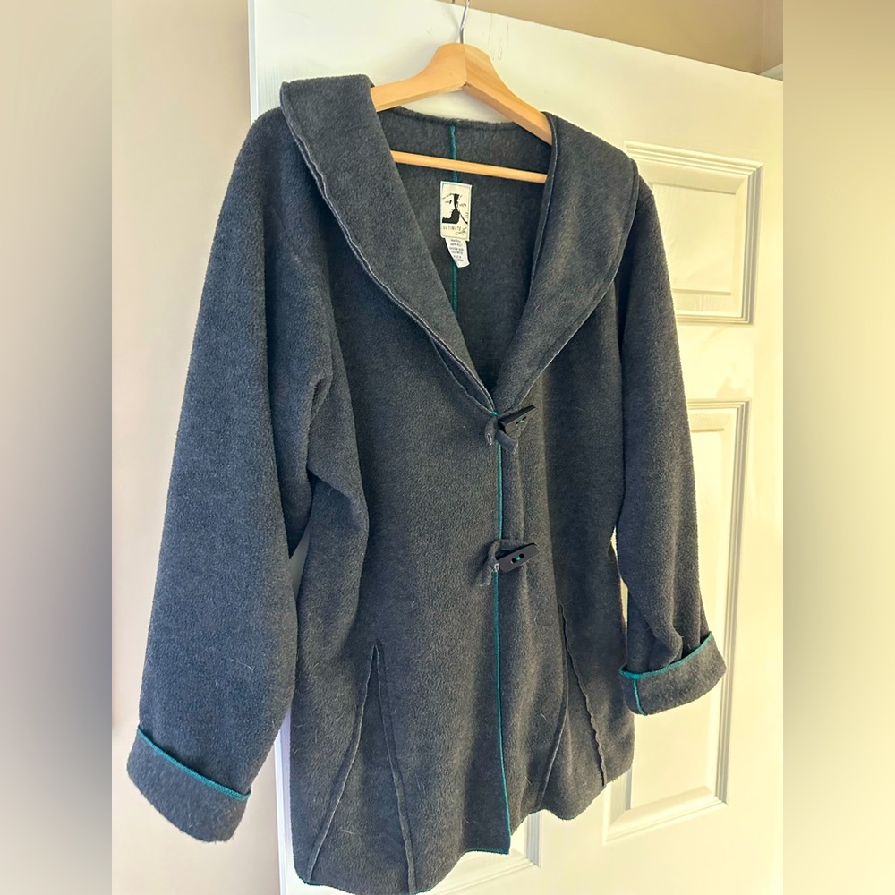 Warm jacket women’S.  XL. GREAT CONDITION